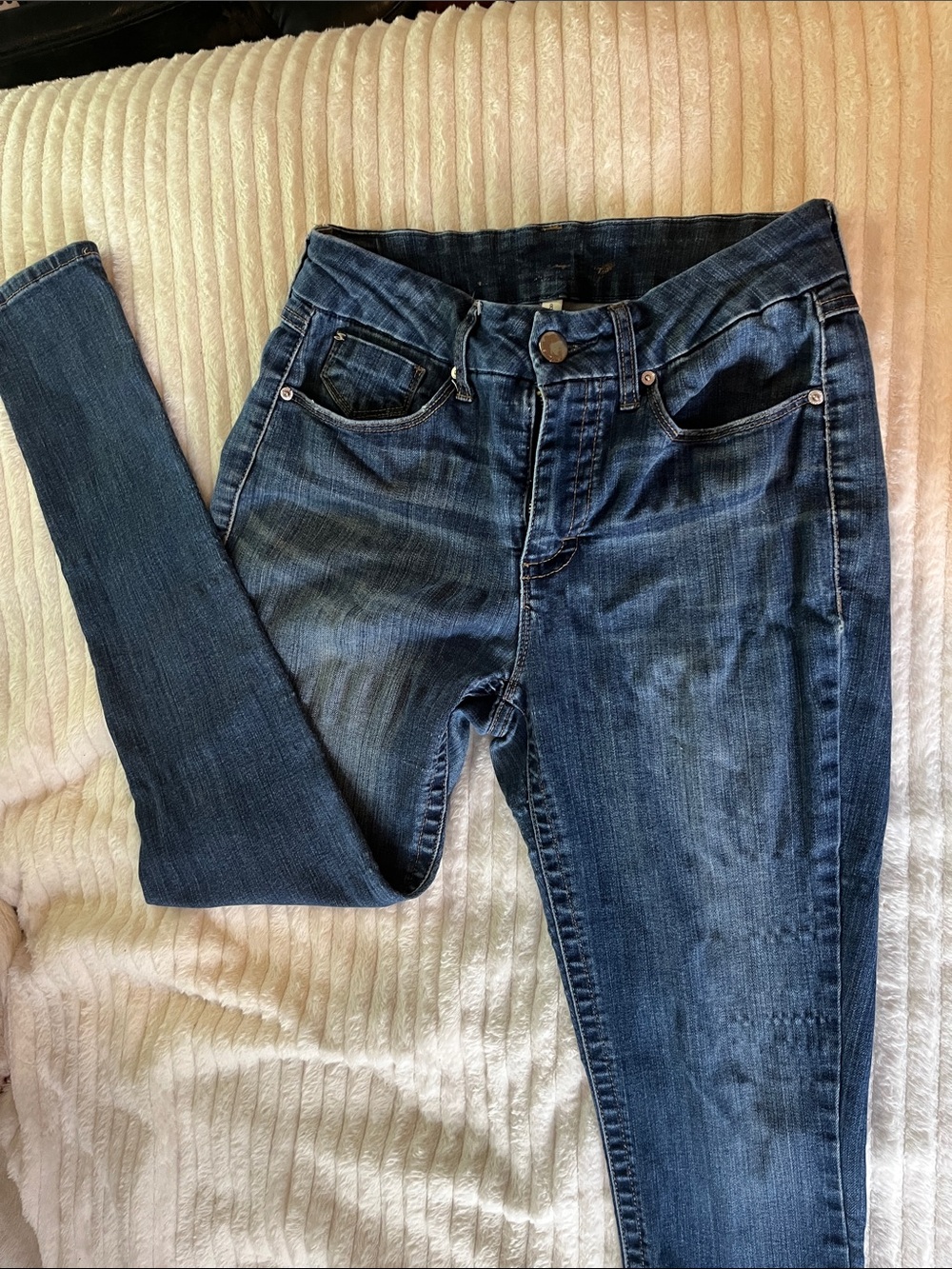 Seven7 Women's Dark Blue Skinny Jeans